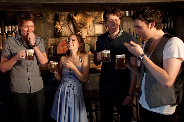 Harry Potter cast drinking butterbeer