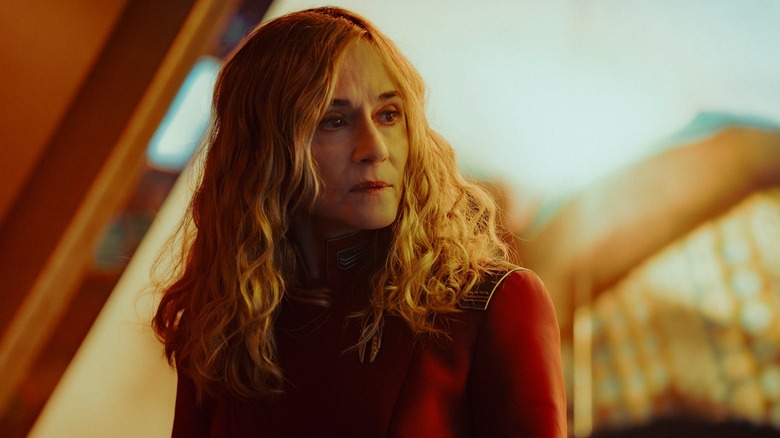 Holly Hunter as Nahla Ake looking distraught in Star Trek: Starfleet Academy