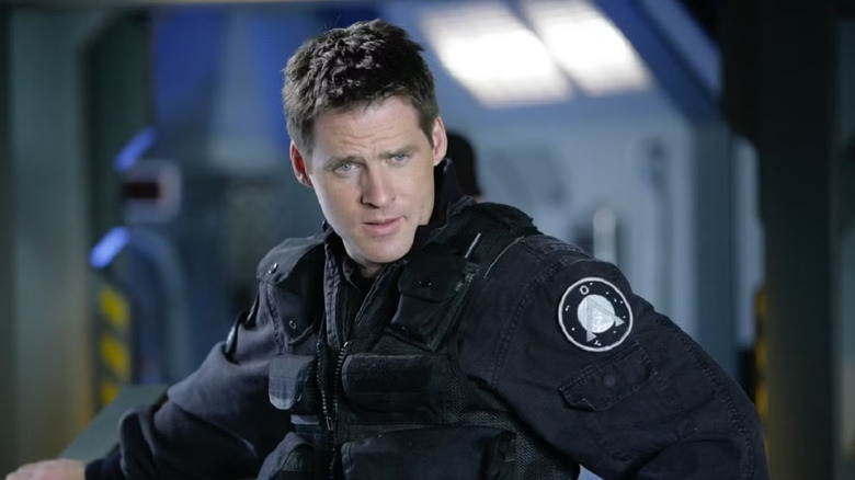 Ben Browder as Lieutenant-Colonel Cameron Mitchell looks intrigued on Stargate SG-1