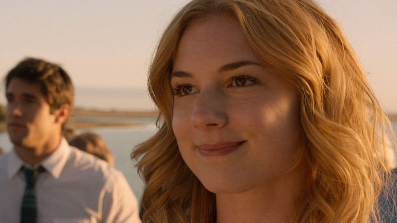 Emily smiling to herself in Revenge