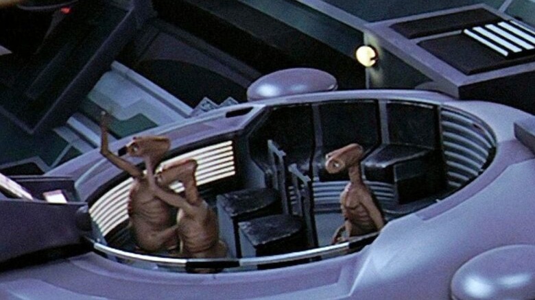 E.T. aliens waving from their senate seat in Star Wars: The Phantom Menace