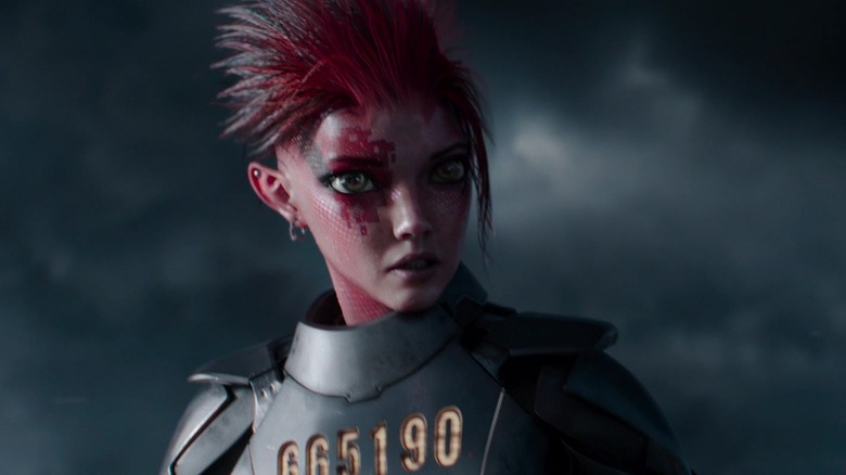 Olivia Cooke als Art3mis pauzeert midden in het gevecht in Ready Player One