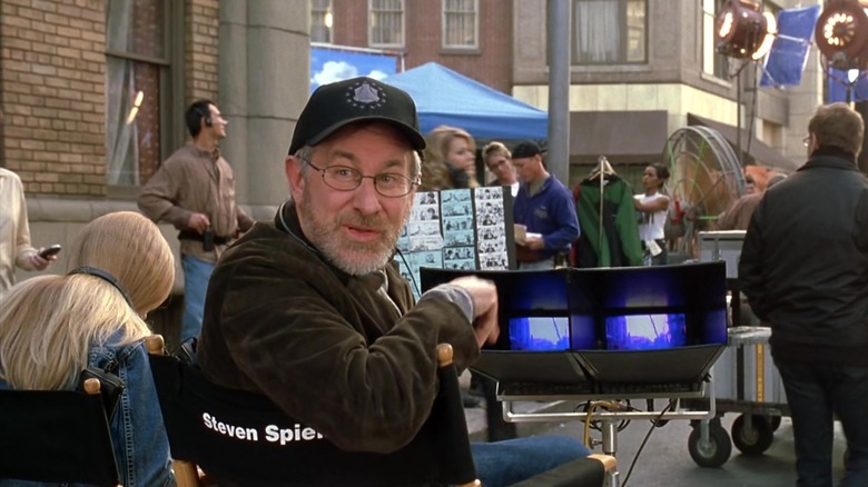 Steven Spielberg playing himself in Austin Powers in Goldmember