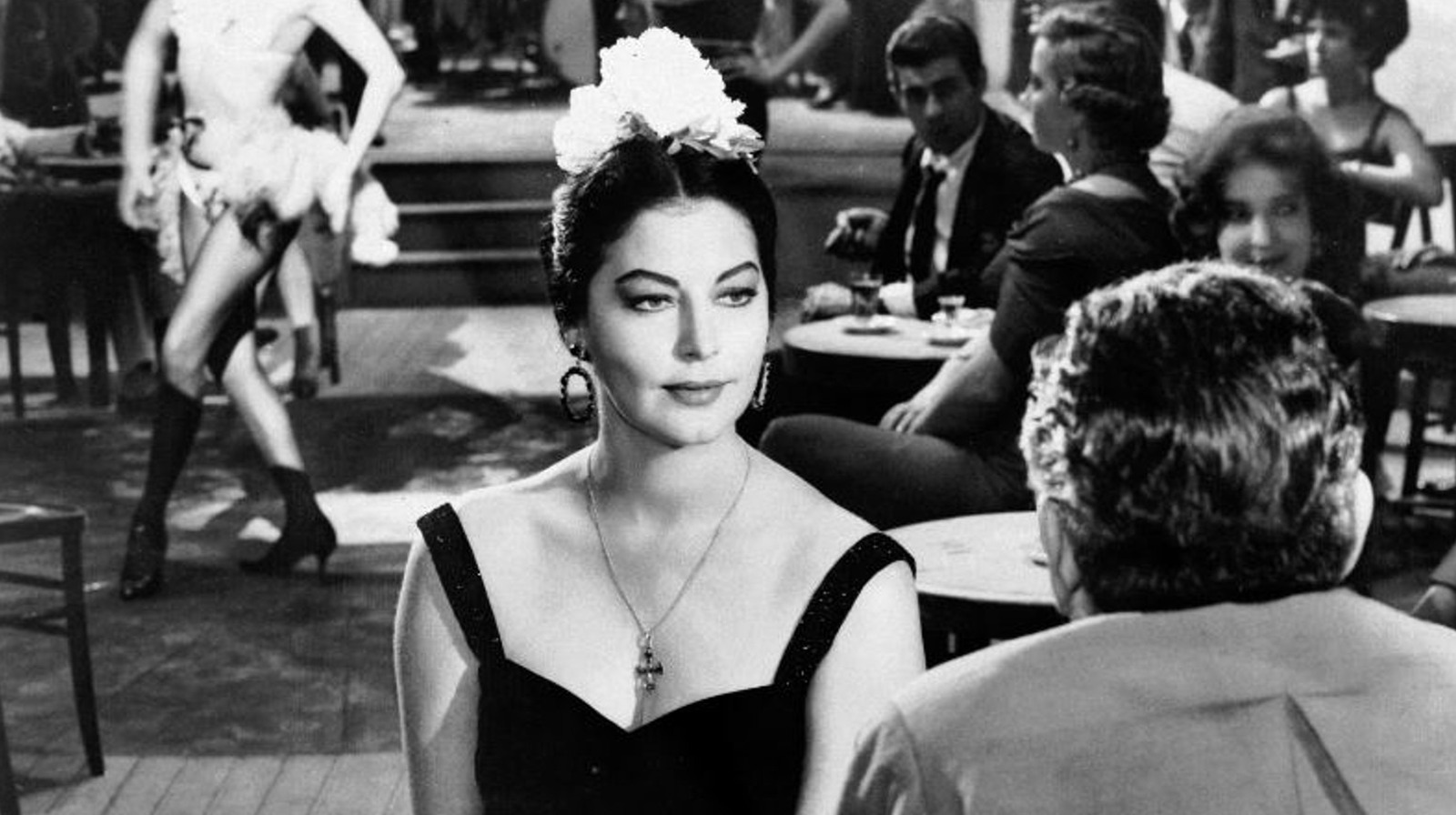 Studio Demands Spelled Disaster For Ava Gardner On The Set Of The Angel Wore picture image