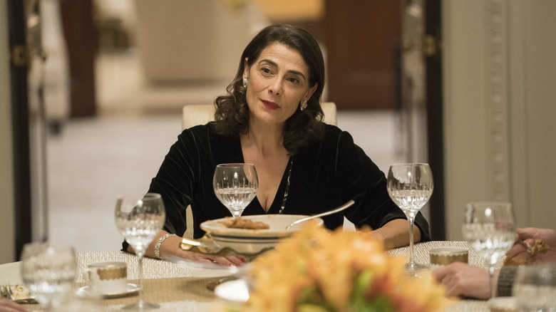 Hiam Abass in Succession