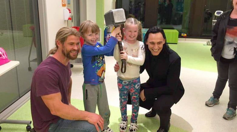 Chris Hemsworth - Tom Hiddleston - Children's Hospital