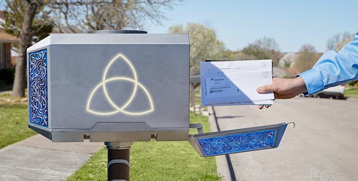 Thor Mjolnir Mailbox - ThinkGeek