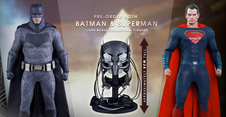 bvs-hottoys-figures-together