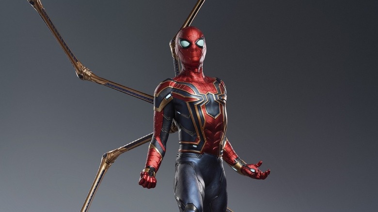 Iron Spider armor statue