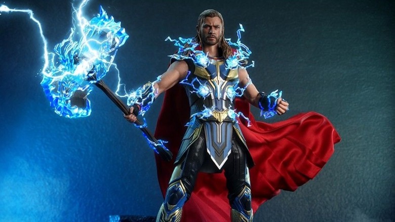 Thor Love and Thunder Hot Toys figure