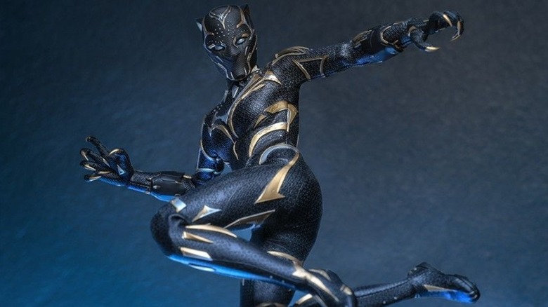 Black Panther Wakanda Forever Hot Toys 
