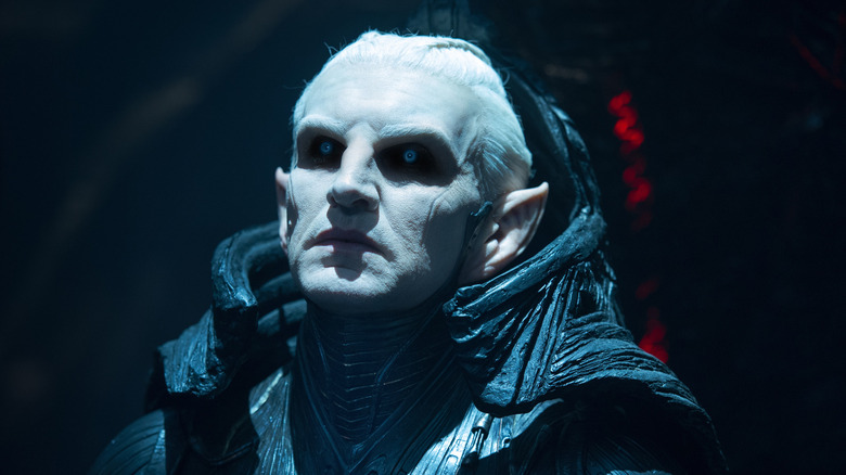 Christopher Ecclesten as Malekith looking up in Thor: The Dark World