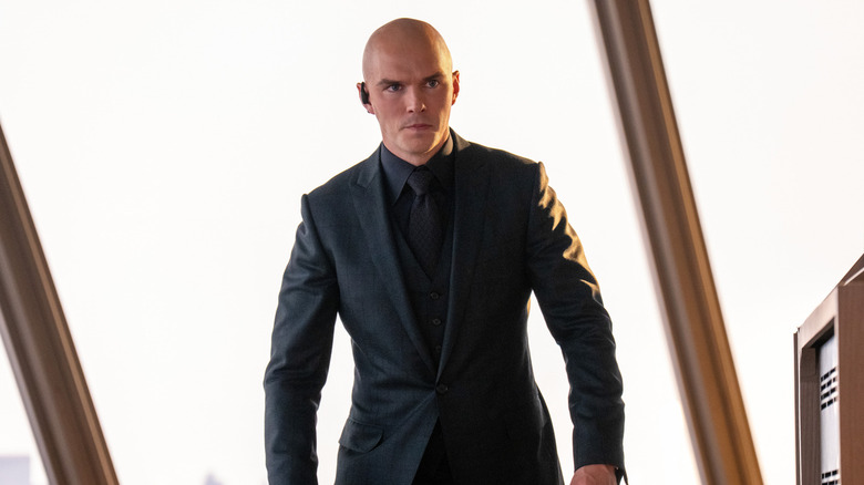 Lex Luthor wears a black suit and looks angry in Superman 2025