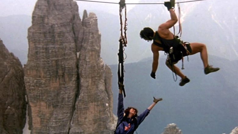 Sarah's death drop in Cliffhanger