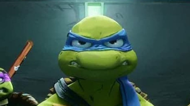 the young TMNT Leonardo ready to fight