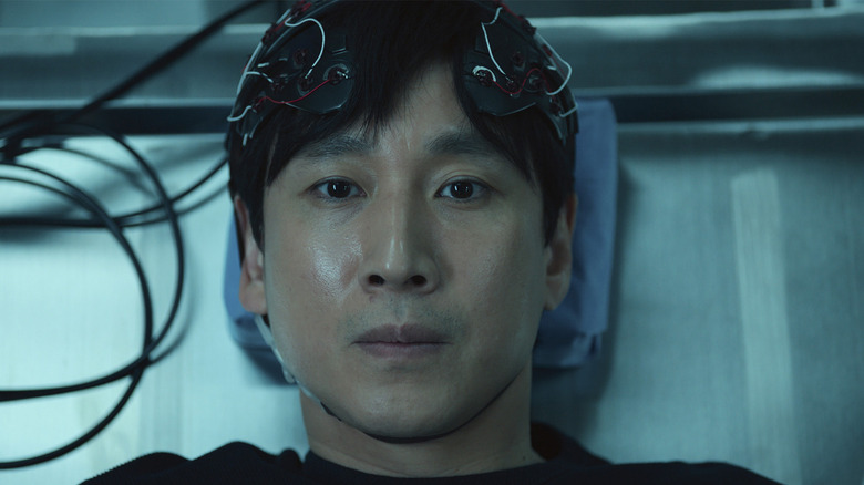 Dr. Brain Lee Sun-kyun