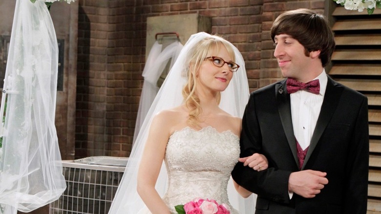 Bernadette and Howard at their rooftop wedding on The Big Bang Theory
