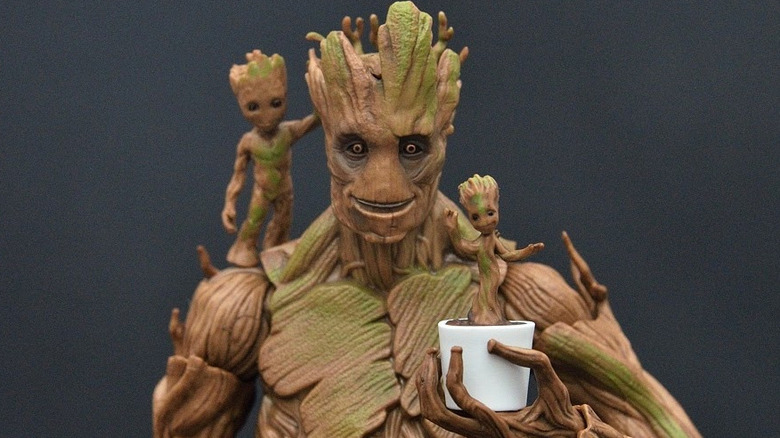 Marvel Legends Groot Evolution action figures