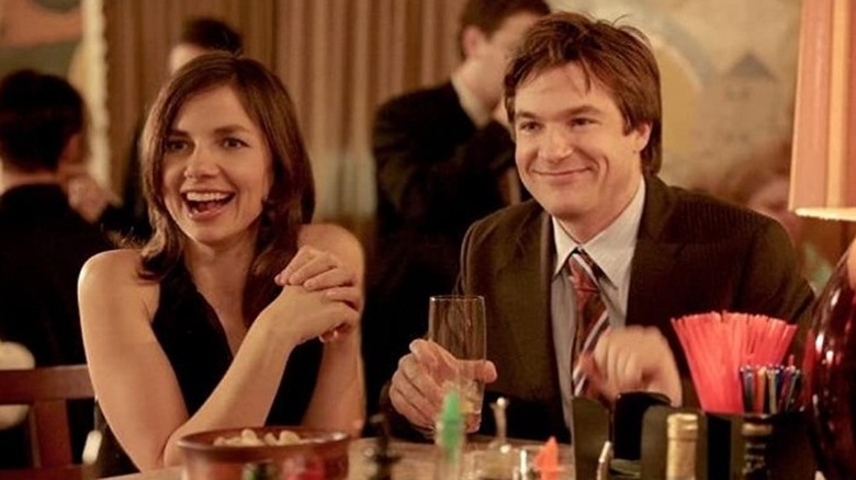 Jason and Justine Bateman sitting Arrested Development