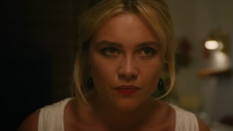 Florence Pugh dinner scene