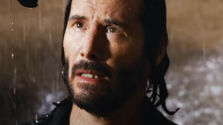 Neo gun head The Matrix Ressurrections