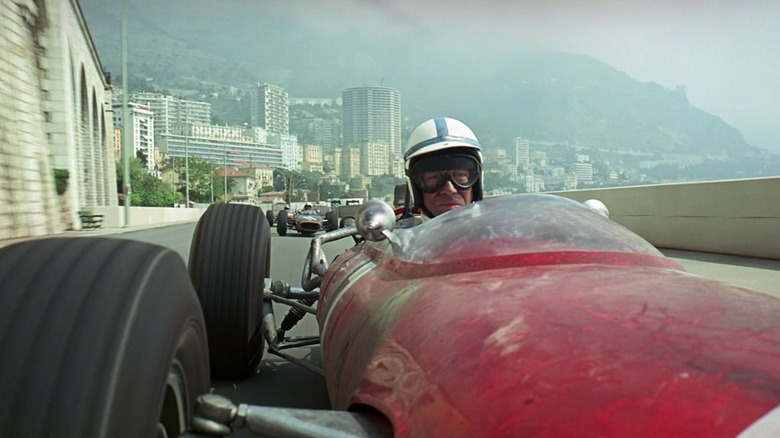 Pete Aron (James Garner) races in Grand Prix
