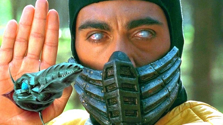 Scorpion weilding hand weapon in Mortal Kombat (1995)