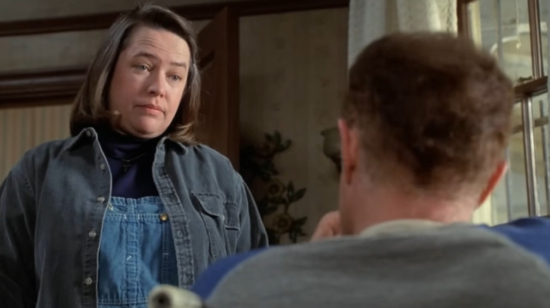 Annie Wilkes (Kathy Bates) in Misery talking