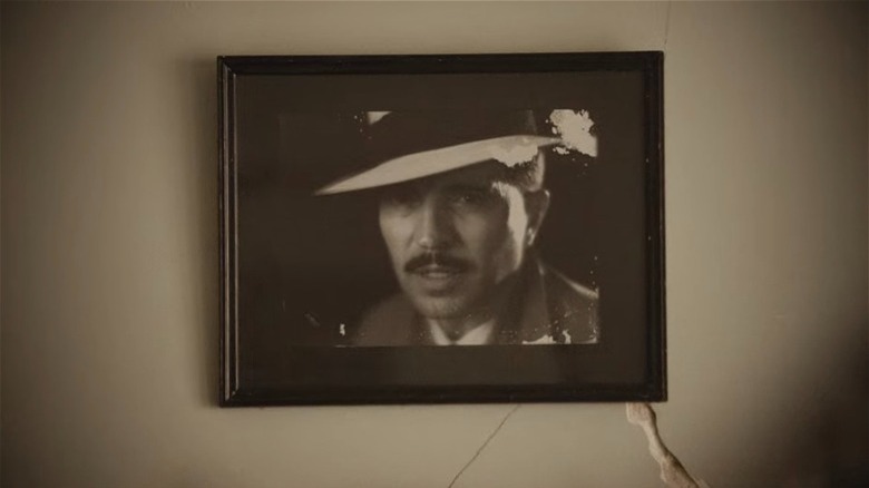 father portrait speaking Blonde