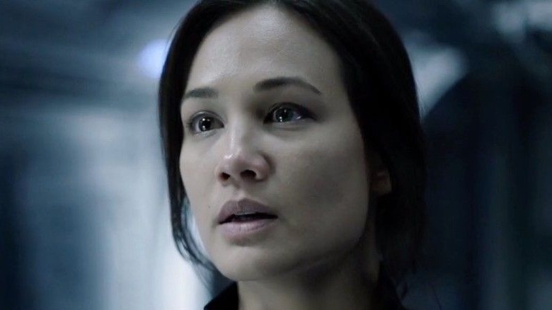 Clarissa Mao looks worried in The Expanse