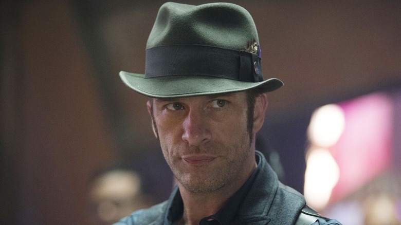 Detective Miller wears hat in The Expanse