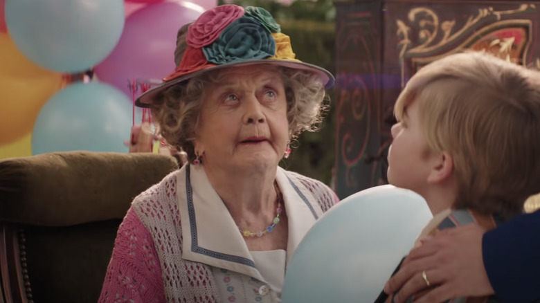 Angela Lansbury flower hat balloons Mary Poppins Returns