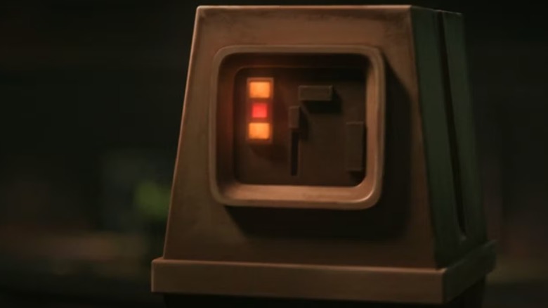 The charismatic faceplate of Gonky on Star Wars: The Bad Batch