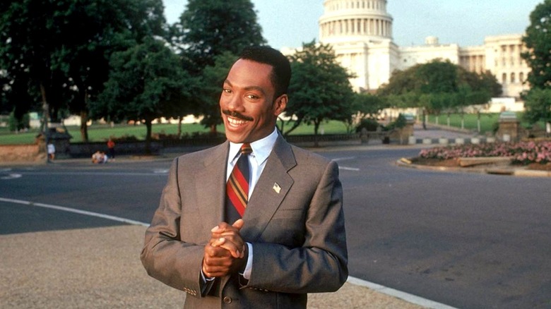 Eddie Murphy as Johnson, working for your vote in The Distinguished Gentleman