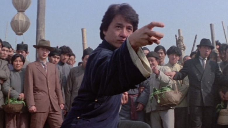 Jackie Chan ready to fight in Drunken Master