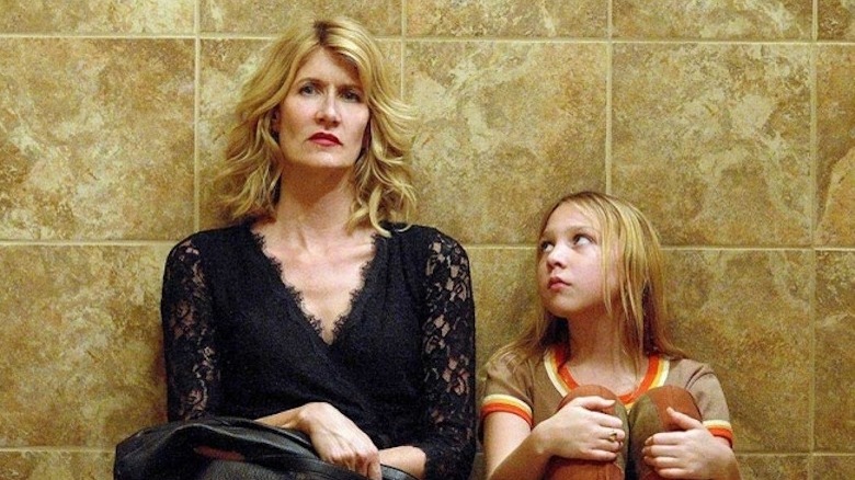 Laura Dern and Isabelle Nélisse