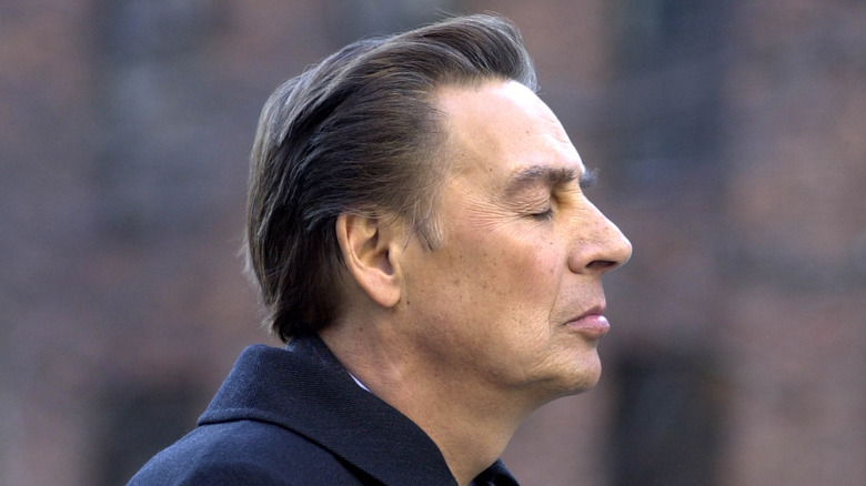 Jerry Orbach between takes on Law & Order