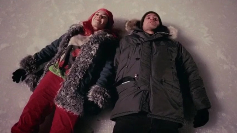 Clementine (Kate Winslet) and Joel (Jim Carrey) lying on ice in Eternal Sunshine of the Spotless Mind