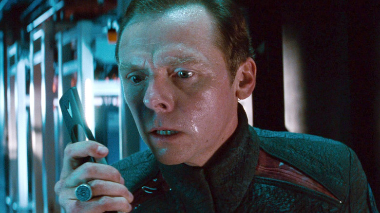 Simon Pegg as Montgomery "Scotty" Scott looking very concerned in Star Trek Into Darkness