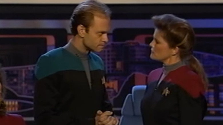Niles Crane (David Hyde Pierce) talking to Captain Janeway (Kate Mulgrew) on Star Trek: 30 Years and Beyond