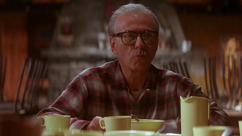 Unca Lou (Alan Arkin) gives a lesson in Indian Summer