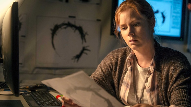 Amy Adams reading