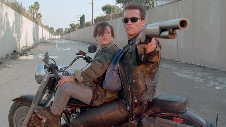 Arnold Schwarzenegger Edward Furlong T2