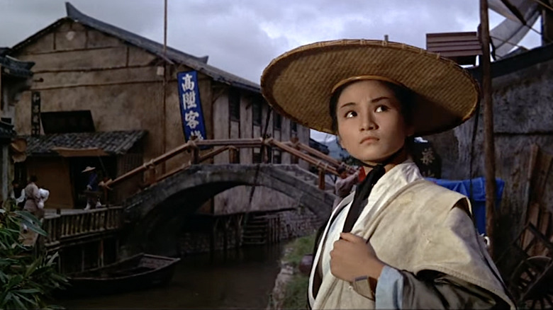 Cheng Pei-pei hat bridge