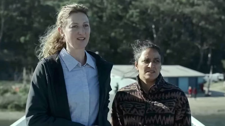 Detectives Dulcie Collins (Kate Box) and Eddie Redcliffe (Madeleine Sami) are on the scene in Deadloch