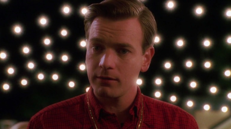 Big Fish Ed circus lights Ewan McGregor