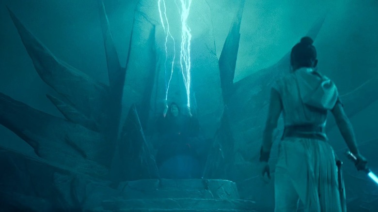 Rey watching Palpatine shoot Force lightning