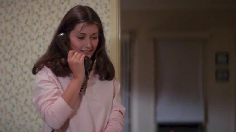 alice martin halloween 2 talks on phone