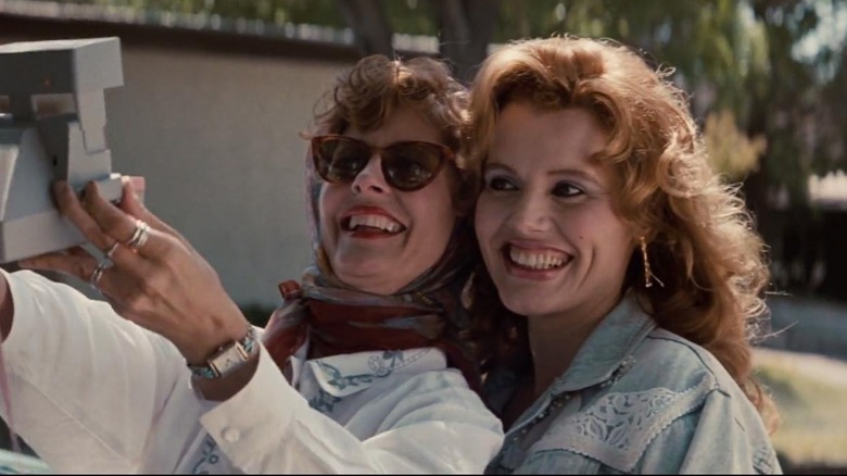 Thelma and Louise taking picture Thelma & Louise
