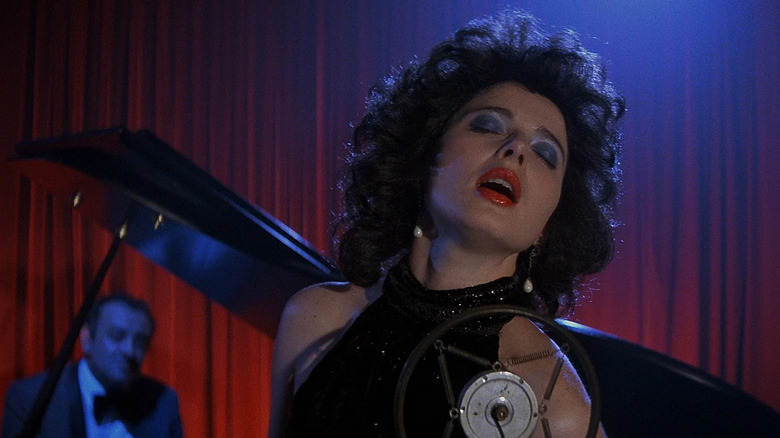 Dorothy Vallens' (Isabella Rossellini) singing in Blue Velvet